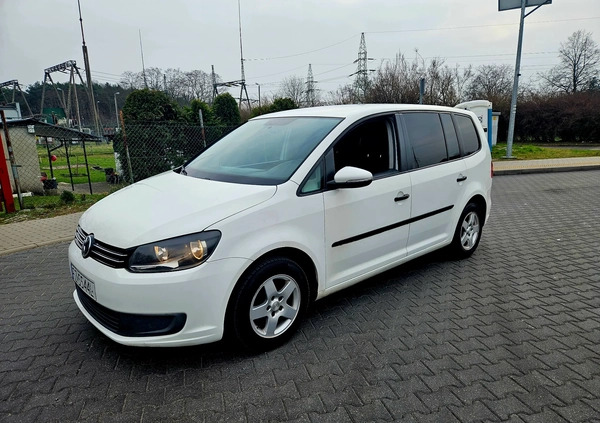 Volkswagen Touran cena 17999 przebieg: 537000, rok produkcji 2011 z Góra małe 137